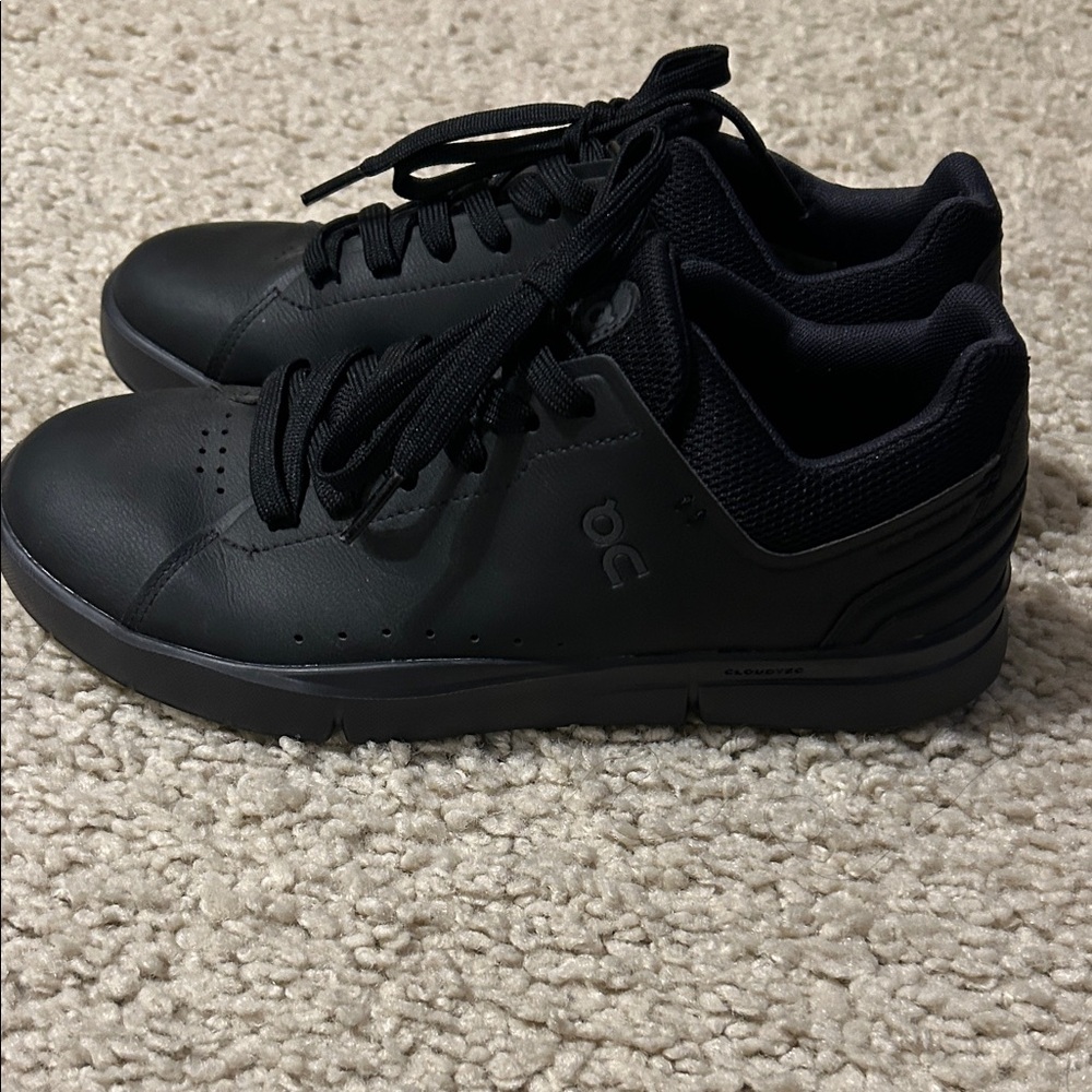 The Roger ON Womens Black Speedboard cloudtec Sneakers- Brand New - Picture 4 of 7